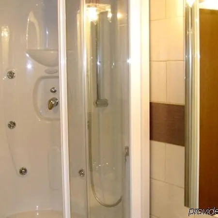 Hotel Banana 3*