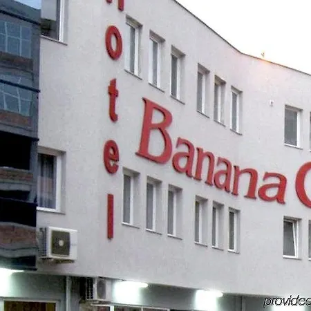 Hotel Banana 3*