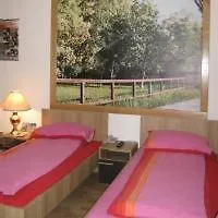 Hotel Banana 3*