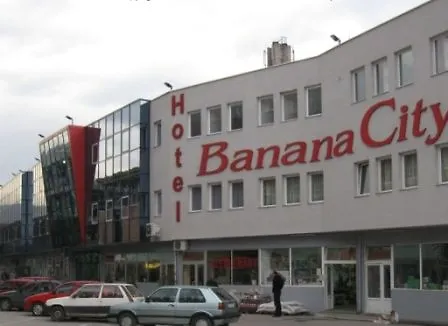 Hotel Banana 3*