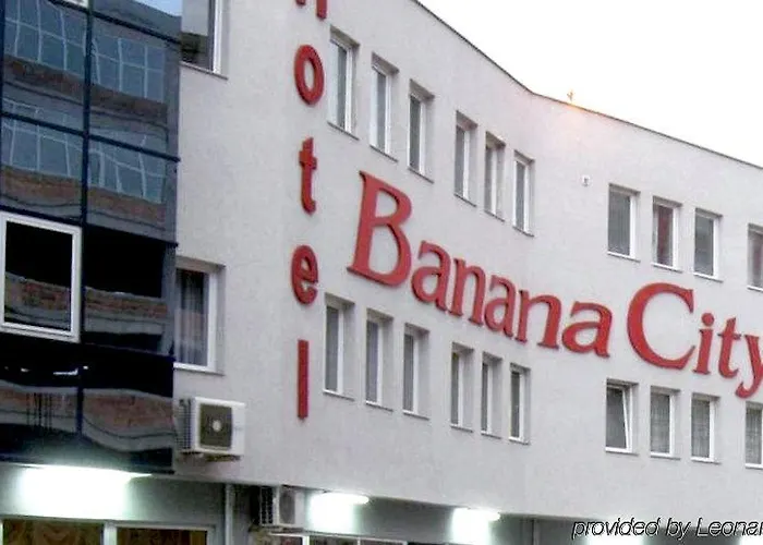 Hotel Banana 3*